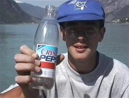 Graham describes his interesting new drink, Crystal Pepsi, which he says is very much like Tab Clear, but Michael seems to know nothing at all about Pepsi!